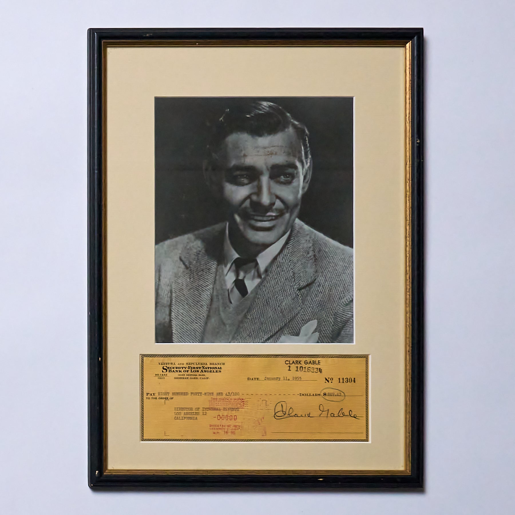 Clark Gable （クラークゲーブル）直筆サイン（鑑定書付き） クラーク・ゲーブル - ファンコレクションズ