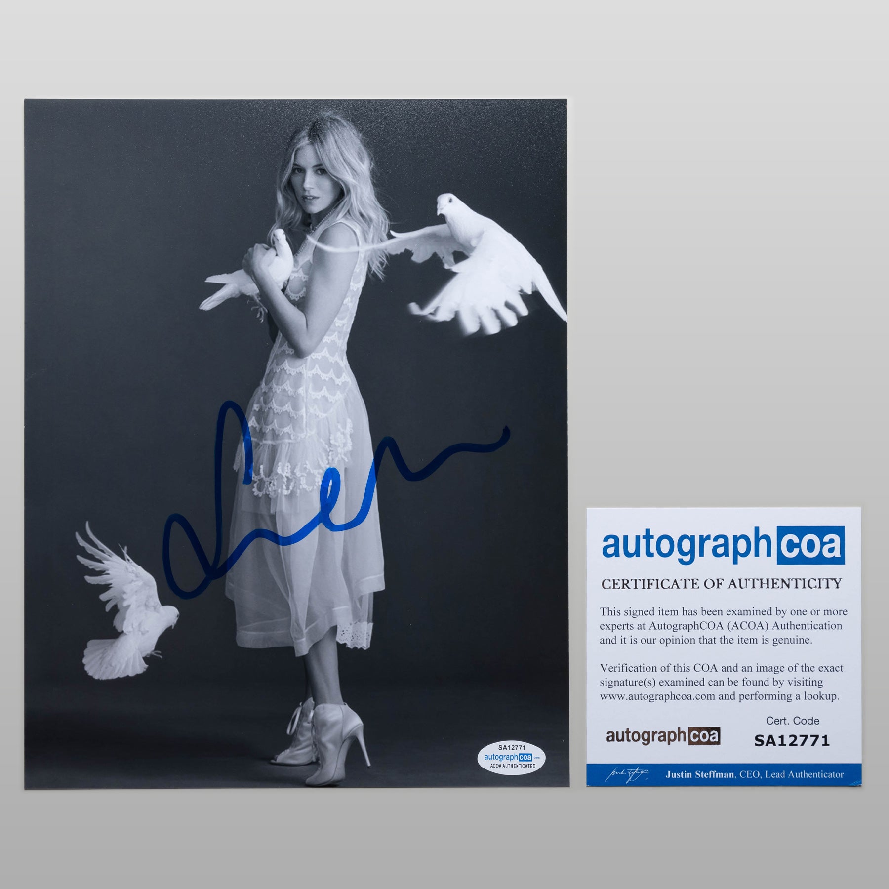 シエナ・ミラー